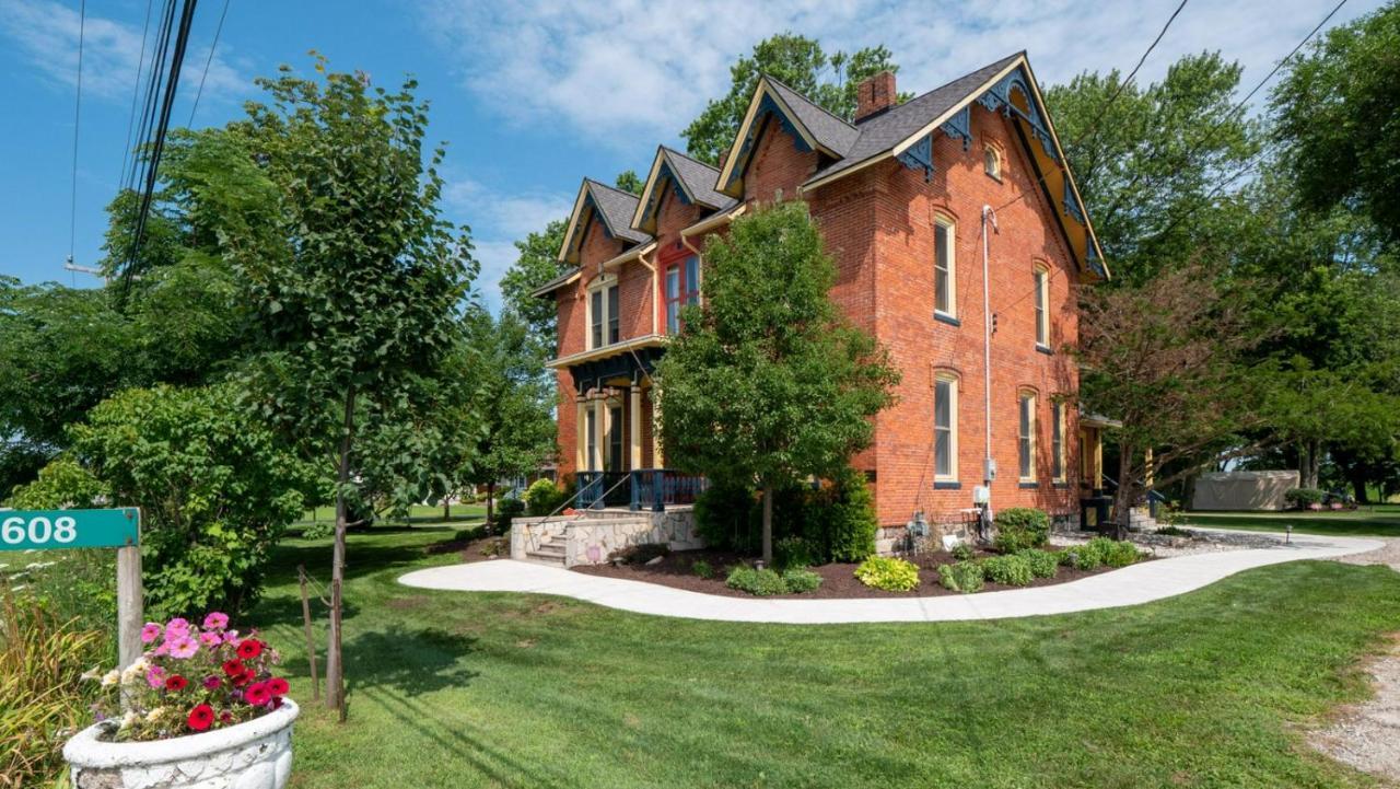 The Woodbridge House Hotel Kingsville Екстериор снимка