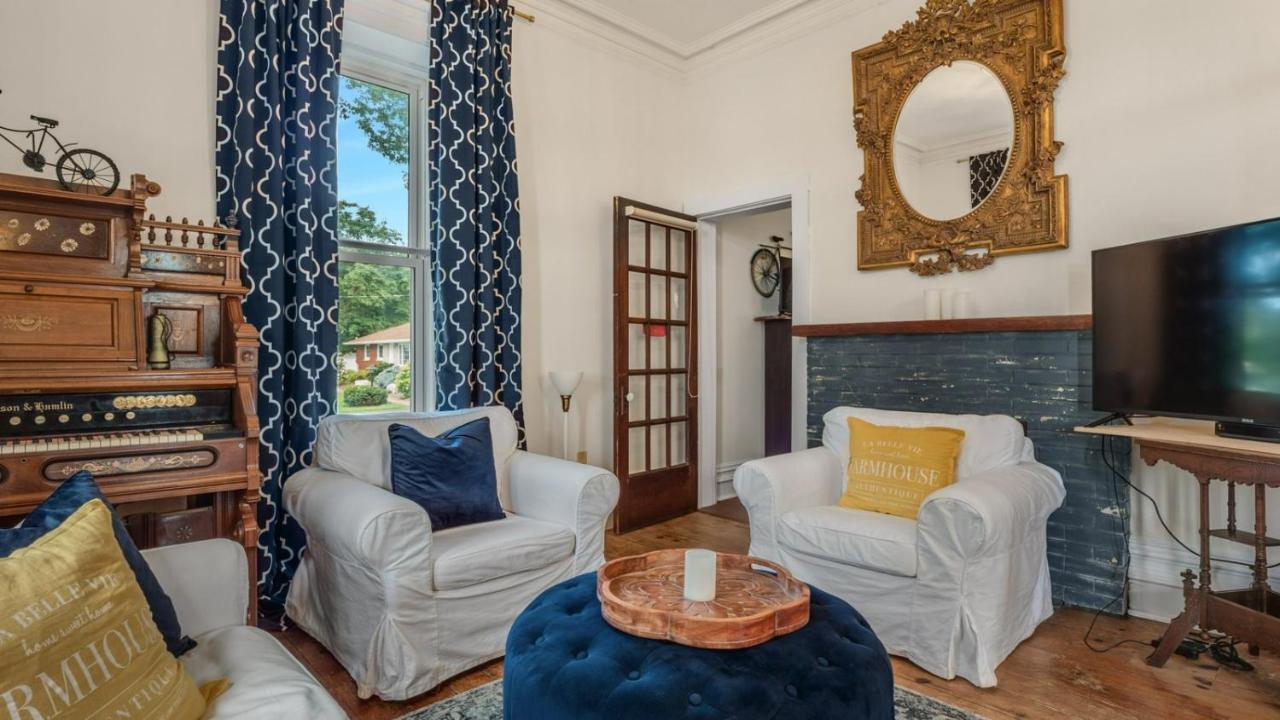 The Woodbridge House Hotel Kingsville Екстериор снимка