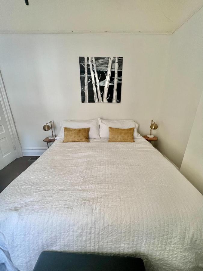 The Woodbridge House Hotel Kingsville Екстериор снимка